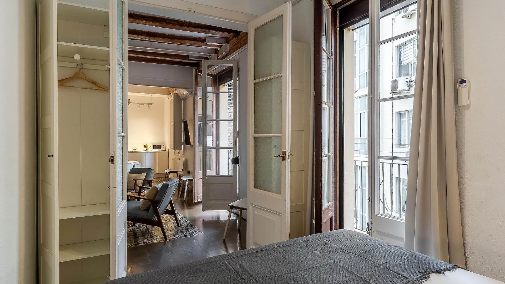 Canela Homes Barcelona Essence