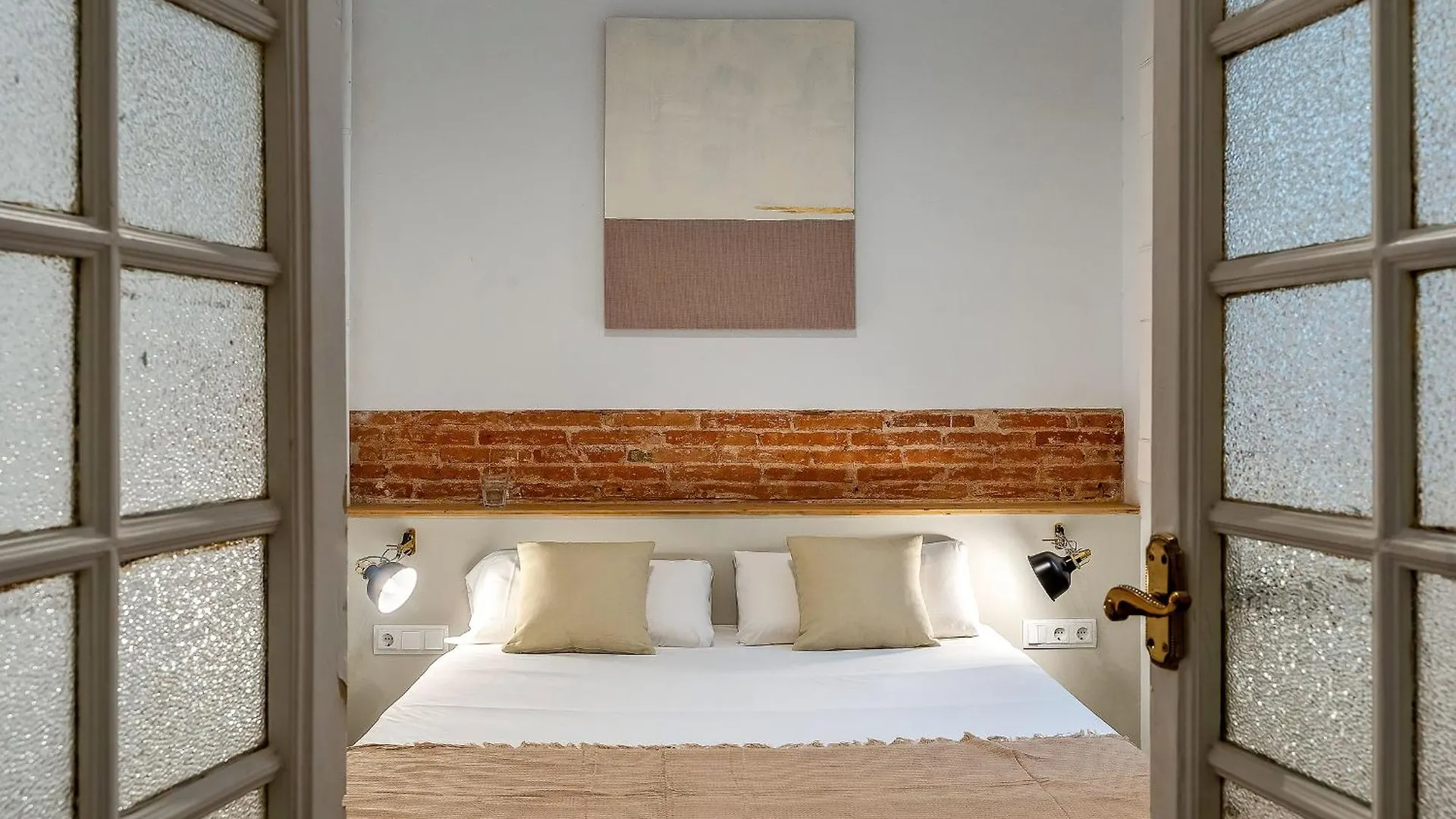 Canela Homes Barcelona Essence location